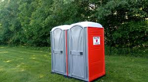 Best VIP or Luxury Restroom Trailers  in Fremont, MI